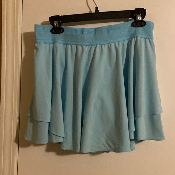 EUC LULULEMON skort - Picture 2 of 7